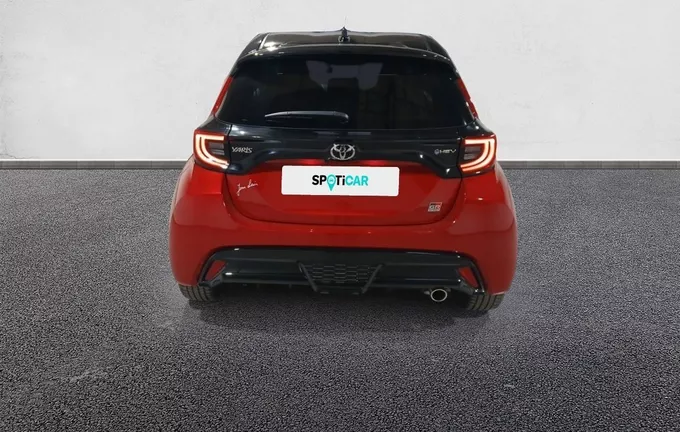 TOYOTA YARIS Hybride 130h GR Sport extérieur trois quart arrière droit 945381