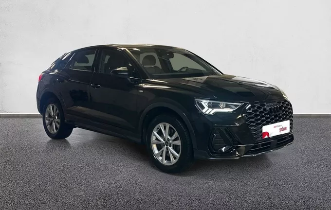 AUDI Q3 45 TFSIe 245 ch S tronic 6 S line extérieur trois quart avant droit 2131479