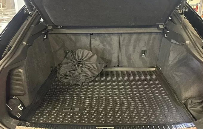 AUDI Q3 45 TFSIe 245 ch S tronic 6 S line photo 10 2131479