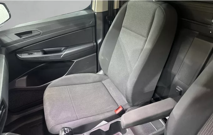 VOLKSWAGEN UTILITAIRES CADDY CARGO 2.0 TDI 122 BVM6 4MOTION BUSINESS extérieur arrière 106308