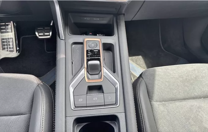 CUPRA FORMENTOR eHybrid 204 ch DSG6 V photo 16 3283