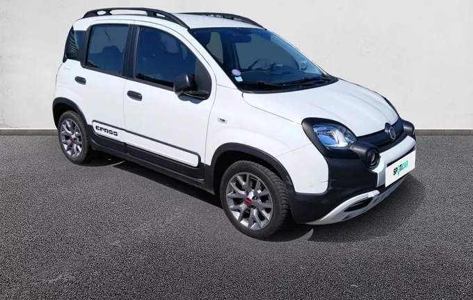 FIAT PANDA 0.9 85 ch TwinAir S/S City Cross extérieur trois quart avant droit 945906