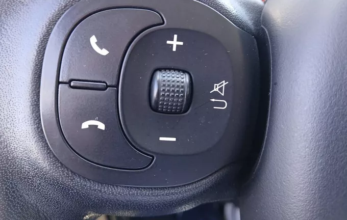 FIAT PANDA 0.9 85 ch TwinAir S/S City Cross photo 20 945906