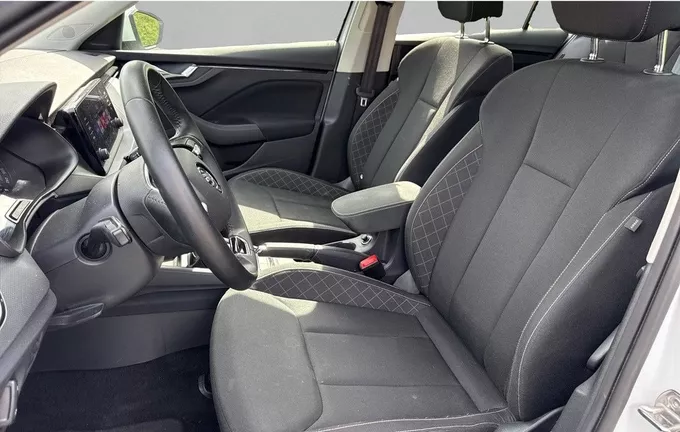 SKODA KAMIQ 1.0 TSI Evo 110 ch DSG7 Ambition extérieur trois quart arrière droit 2130503