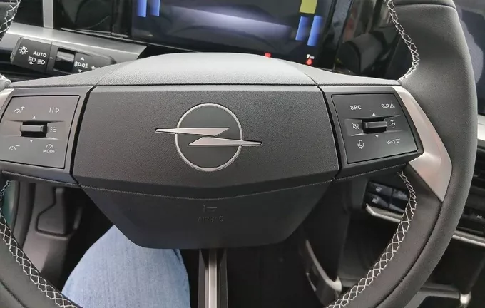 OPEL FRONTERA 1.2 Turbo Hybrid 145 ch e-DCT6 GS photo 12 991098