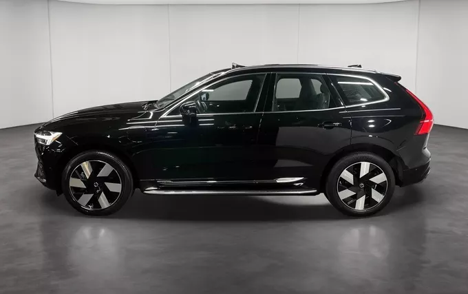 VOLVO XC60 T6 Recharge AWD 253 ch + 145 ch Geartronic 8 Ultimate Style Chrome extérieur côté gauche 2132615