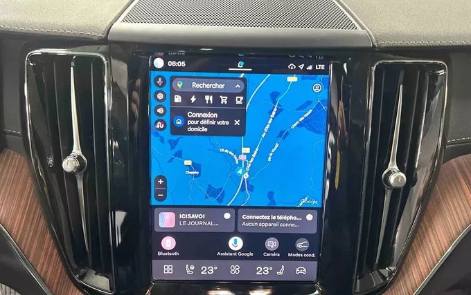 VOLVO XC60 T6 Recharge AWD 253 ch + 145 ch Geartronic 8 Ultimate Style Chrome photo 15 2132615