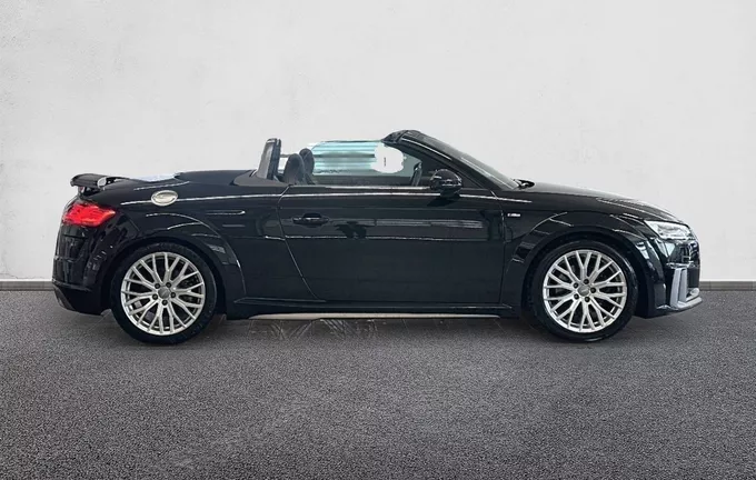 AUDI TT Roadster 40 TFSI 197 S tronic 7 S line extérieur côté droit 2132326