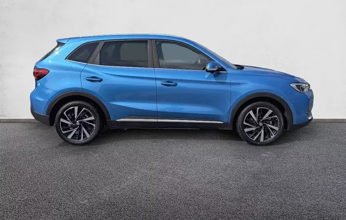 MG ZS 1.5 L Hybrid+ 197 ch Luxury extérieur côté droit 7621