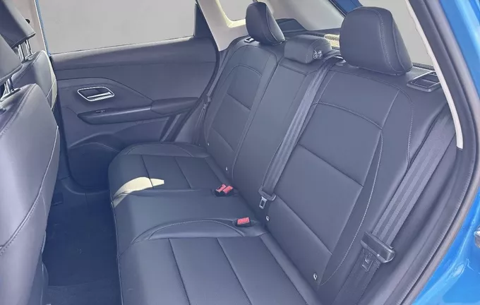 MG ZS 1.5 L Hybrid+ 197 ch Luxury photo 17 7621