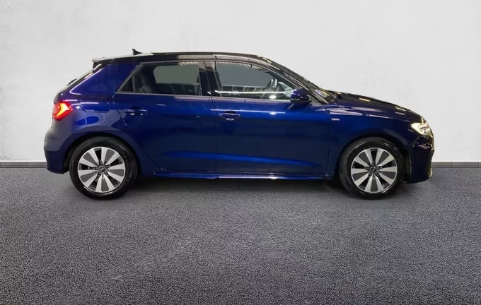 AUDI A1 Sportback 30 TFSI 116 ch S tronic 7 S Line extérieur côté droit 2124875