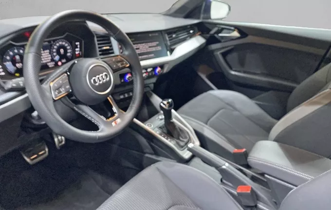 AUDI A1 Sportback 30 TFSI 116 ch S tronic 7 S Line photo 11 2124875