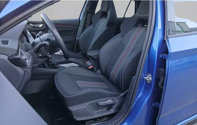 SKODA SCALA 1.0 TSI Evo 2 116 ch DSG7 Monte-Carlo extérieur trois quart arrière droit 2126222