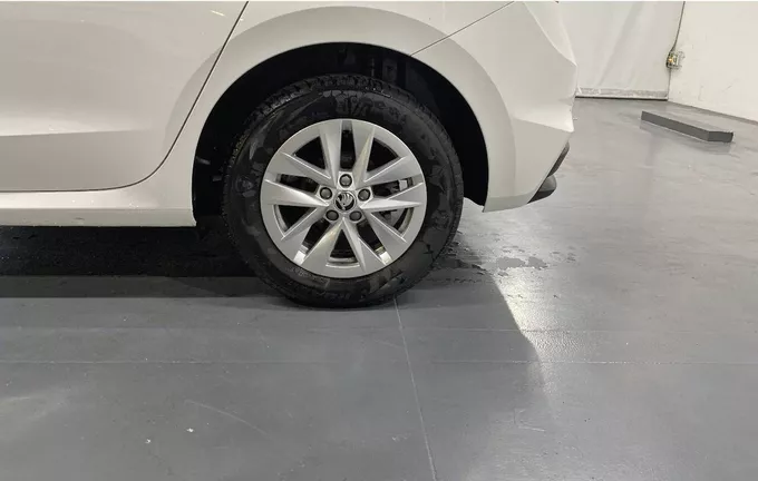 SKODA FABIA 1.0 TSI 110 ch DSG7 Ambition photo 12 2130536