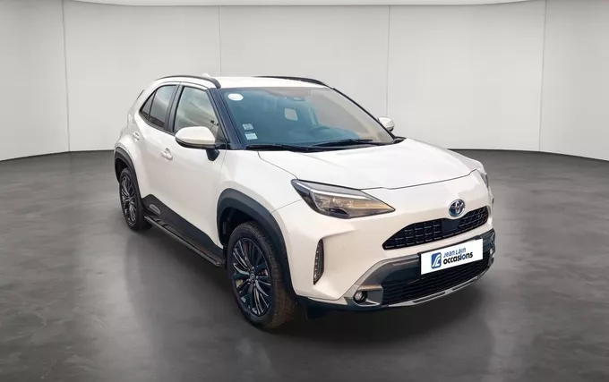 TOYOTA YARIS CROSS Hybride 116h 2WD Trail extérieur trois quart avant droit 946614