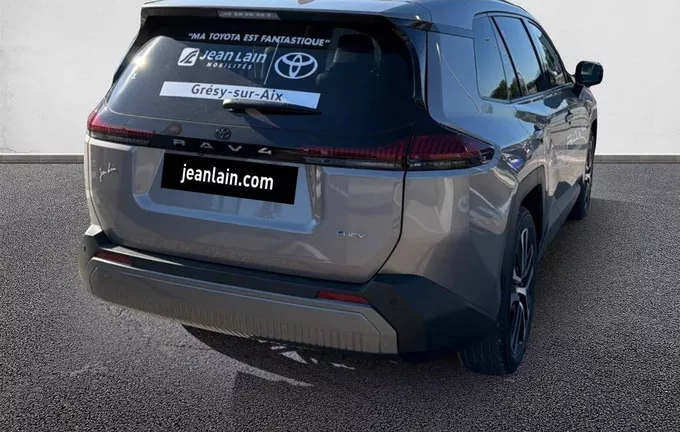 TOYOTA RAV4 Hybride 185 ch 2WD Lounge extérieur trois quart arrière droit 127186