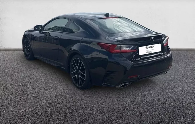 LEXUS RC 300h F SPORT Black Edition extérieur trois quart arrière gauche 1103184