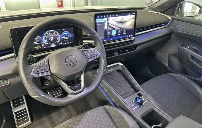 VOLKSWAGEN T-ROC 1.5 eTSI EVO2 Hybrid 150 ch DSG7 R-Line photo 15 2129227