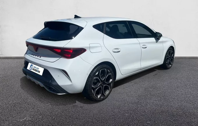 CUPRA LEON 2.0 TDI 150 ch DSG7 V extérieur trois quart arrière droit 2128031