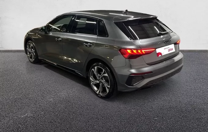AUDI A3 Sportback 40 TFSIe 204 S tronic 6 S Line extérieur trois quart arrière gauche 2129629