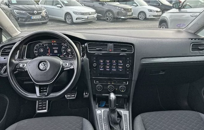 VOLKSWAGEN GOLF SW 1.5 TSI 130 EVO DSG7 Connect extérieur trois quart avant droit 212846