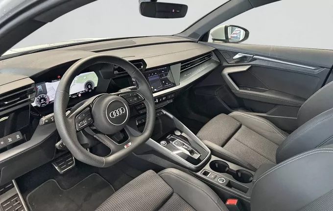 AUDI A3 Sportback TDI 150 S tronic 7 S line photo 11 2128419
