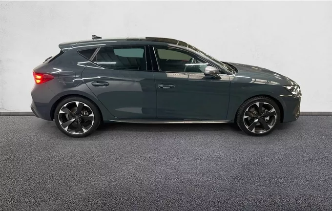 CUPRA LEON eHybrid 204 ch DSG6 V extérieur côté droit 2127721