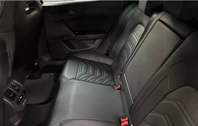 CUPRA LEON eHybrid 204 ch DSG6 V extérieur arrière 2127721