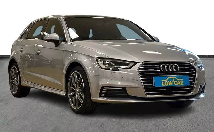 AUDI A3 Sportback 40 e-tron 204 S tronic 6 Design Luxe extérieur trois quart avant gauche 213302