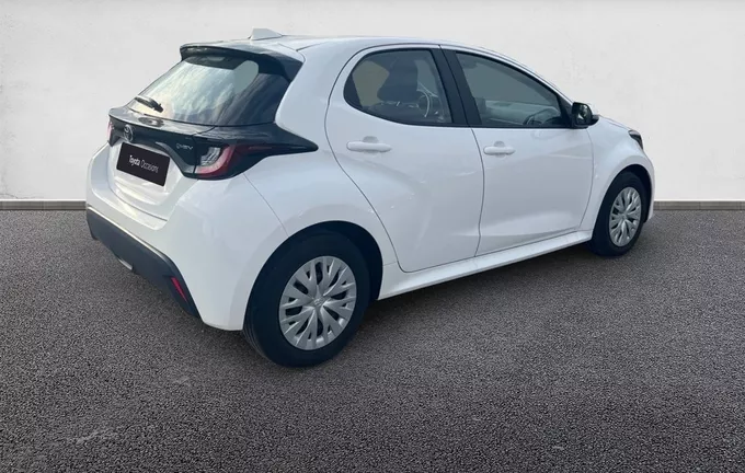 TOYOTA YARIS Hybride 116h Dynamic extérieur trois quart arrière droit 1102715
