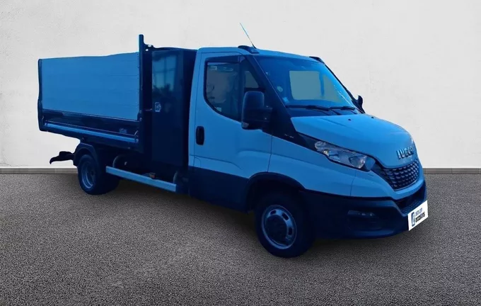 IVECO DAILY CHASSIS CAB 35 C 16S EMP 3450 QUAD-LEAF BVM6 extérieur trois quart avant droit 106304