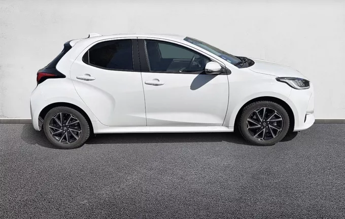 TOYOTA YARIS Hybride 116h Design extérieur côté droit 1103255