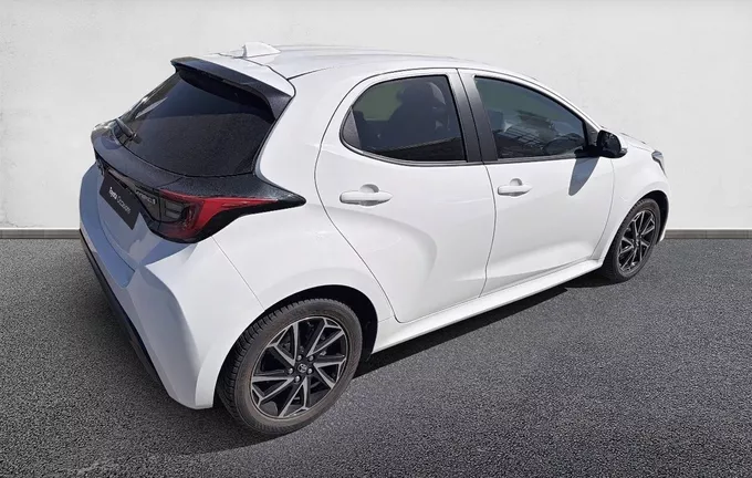 TOYOTA YARIS Hybride 116h Design extérieur trois quart arrière droit 1103255