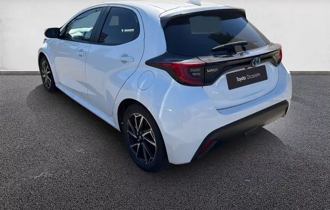 TOYOTA YARIS Hybride 116h Design extérieur trois quart arrière gauche 1103255