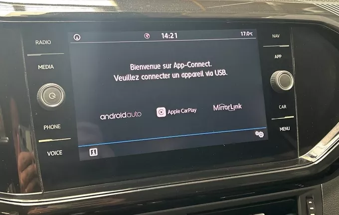 VOLKSWAGEN T-CROSS 1.0 TSI 115 Start/Stop BVM6 First Edition photo 14 2129277