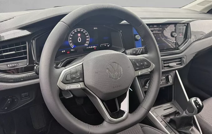 VOLKSWAGEN POLO 1.0 TSI 95 S&S BVM5 Life photo 12 9110