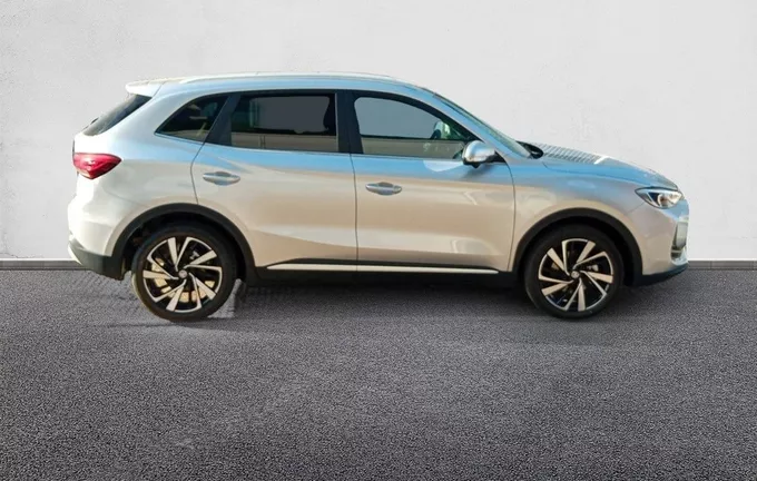 MG ZS 1.5 L Hybrid+ 197 ch Luxury extérieur côté droit 9449