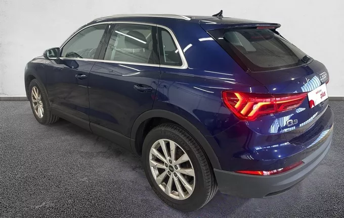 AUDI Q3 35 TFSI 150 ch S tronic 7 Design extérieur trois quart arrière gauche 2130528