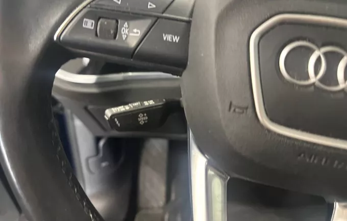 AUDI Q3 35 TFSI 150 ch S tronic 7 Design photo 12 2130528