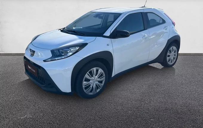 TOYOTA AYGO X 1.0 VVT-i 72 Dynamic extérieur trois quart avant gauche 1103868