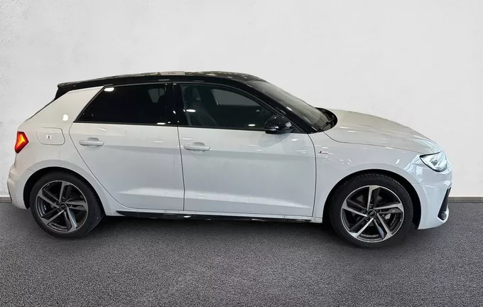 AUDI A1 Sportback 30 TFSI 116 ch S tronic 7 S Line Plus extérieur côté droit 2123847