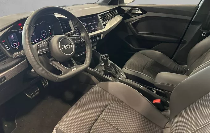 AUDI A1 Sportback 30 TFSI 116 ch S tronic 7 S Line Plus photo 11 2123847