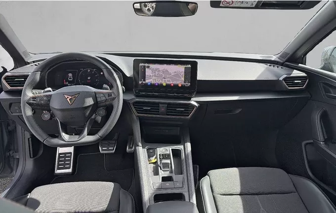CUPRA LEON 1.4 e-HYBRID 245 ch DSG6 extérieur trois quart avant droit 2131875