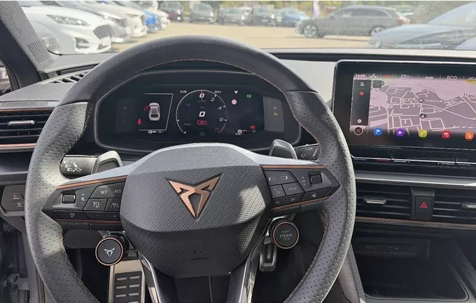 CUPRA LEON 1.4 e-HYBRID 245 ch DSG6 photo 18 2131875