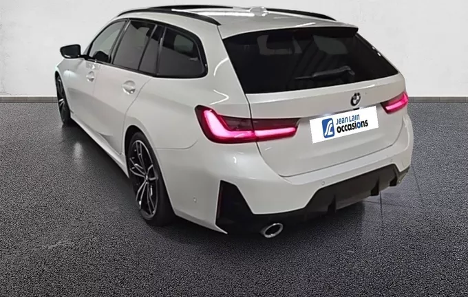BMW SERIE 3 Touring 320d 190 ch BVA8 M Sport extérieur trois quart arrière gauche 3013571