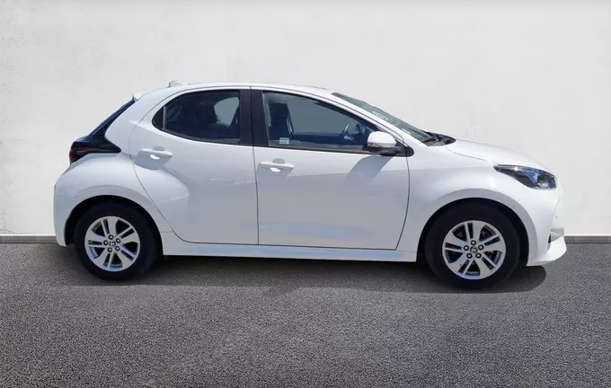 TOYOTA YARIS 120 VVT-i Dynamic Business extérieur côté droit 1103624