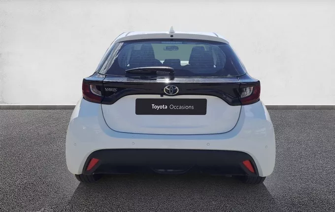 TOYOTA YARIS 120 VVT-i Dynamic Business extérieur arrière 1103624