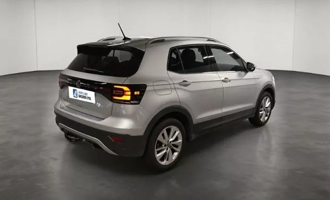 VOLKSWAGEN T-CROSS 1.0 TSI 110 Start/Stop DSG7 Style extérieur trois quart arrière droit 2132694