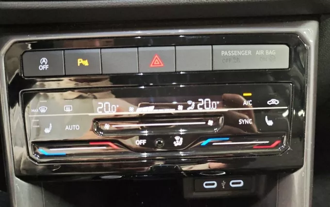 VOLKSWAGEN T-CROSS 1.0 TSI 110 Start/Stop DSG7 Style photo 19 2132694