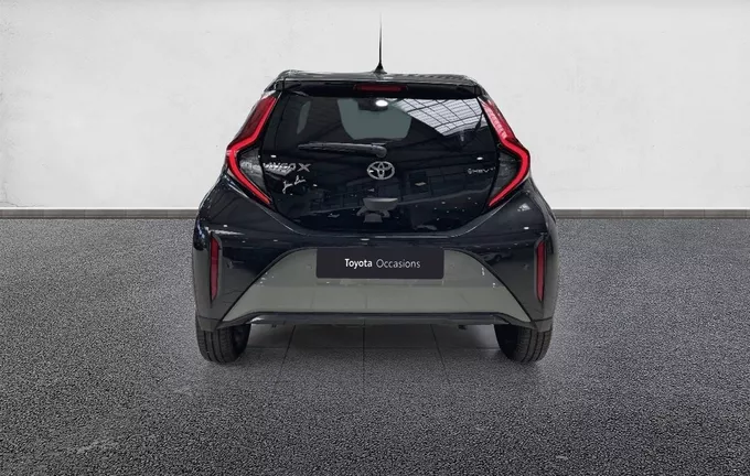 TOYOTA AYGO X Hybride 116h Collection extérieur arrière 1103719